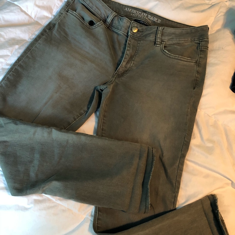 EUC Army green American eagle jeans